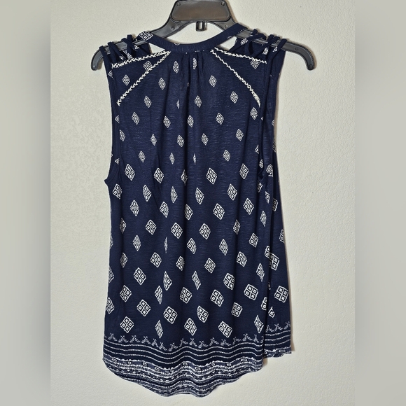 Lucky Brand Navy Blue Sleeveless Women's Top Size Medium NWOT - Picture 3 of 7